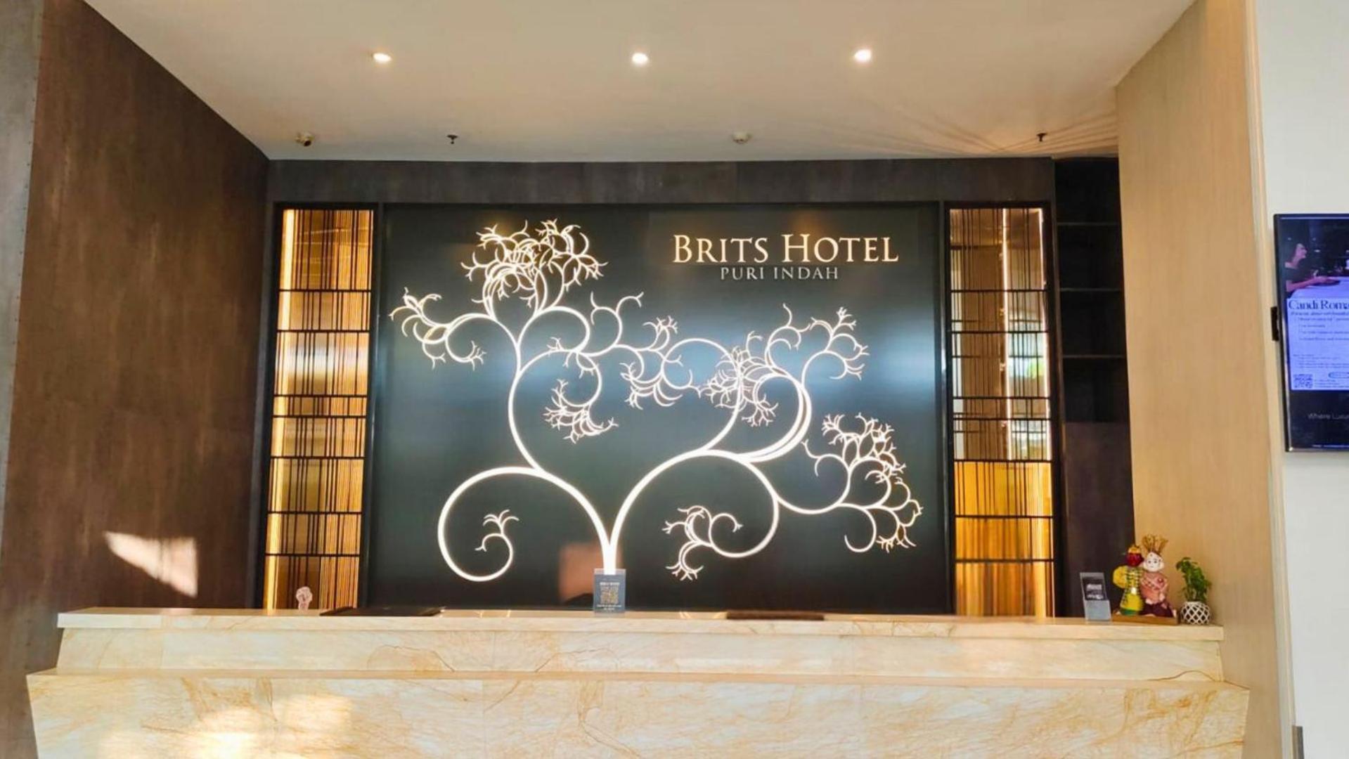 Brits Hotel Puri Indah Джакарта Экстерьер фото